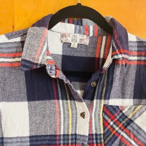 Plaid long sleeve shirt